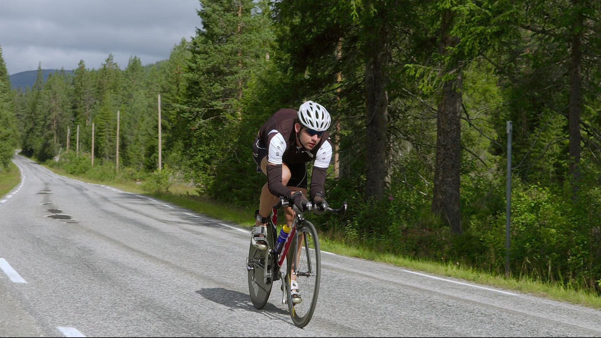 瑞典团队战术布局:如何应对强敌的进攻,瑞典队的打法
